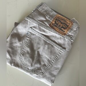 Men’s Levi 505s 33w 34l